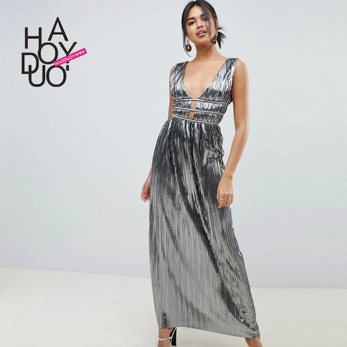 

Hot Sales Simple Europe And America Commuting Hollow out-Imitation Metal Textured Tight Dress
