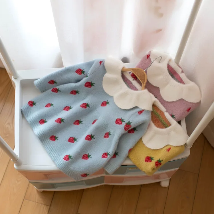 Коллекция 2019 года Детский свитер для девочек белая юбка с клубничным воротником