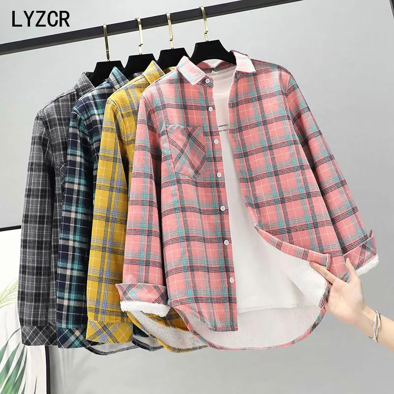 

LYZCR Thick Velvet Women's Plaid Shirts Female Winter Warm Fashion Woman Blouses 2022 Thicken Fleece Vintage Top Blouse
