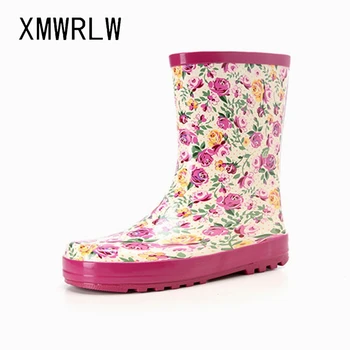 

XMWRLW Fashion Embroidery Women Waterproof Shoes Rubber Sole Female Mid-Calf Boots 2020 Spring Autumn Women Rain Boots Shoes