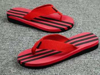 

Good quality 39-44 wholesale man sandals slippers new slippers slope beach male sandals black red yellow FLIP FLOPS Lightbottom