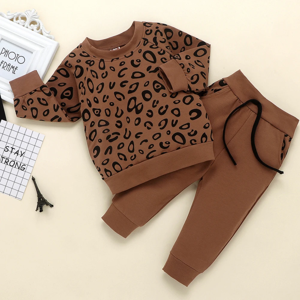 Одежда для малышей от 1 до 4 лет свитер с леопардовым принтом, пуловер Топы, длинные штаны Одежда для маленьких девочек детские спортивные костюмы для мальчиков