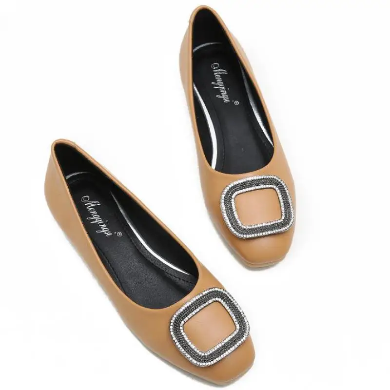 

35~43 Women Plus Size Crystal Flats Spring Ladies Slip On Loafers Summer Leather Single Shoes Rhinestone Buckle Casual Shoes
