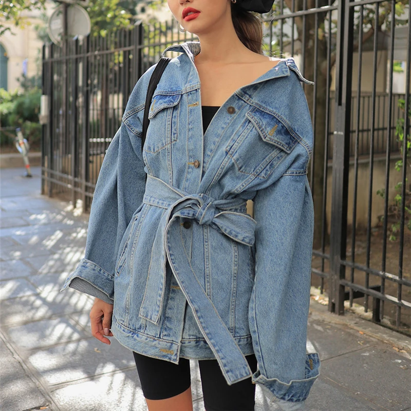 Винтажные женские джинсовые куртки 2020 весенние однобортные с отложным