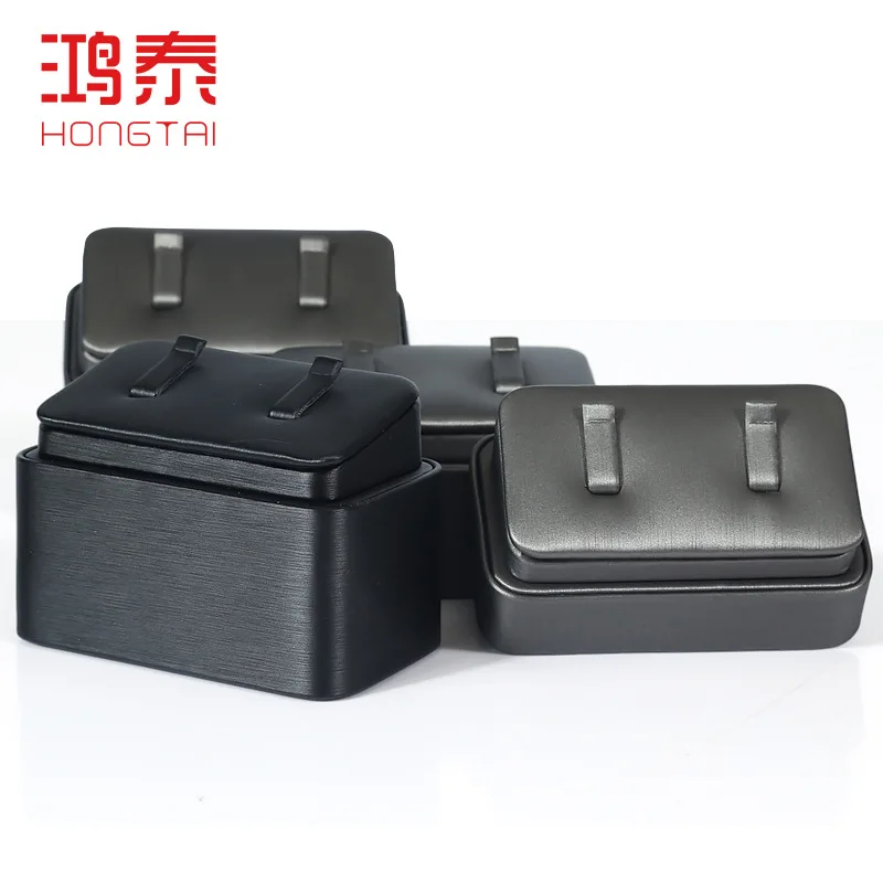 

Ring display props couple rings surround the base three-piece rectangular ramp jewelry display black La Sipi