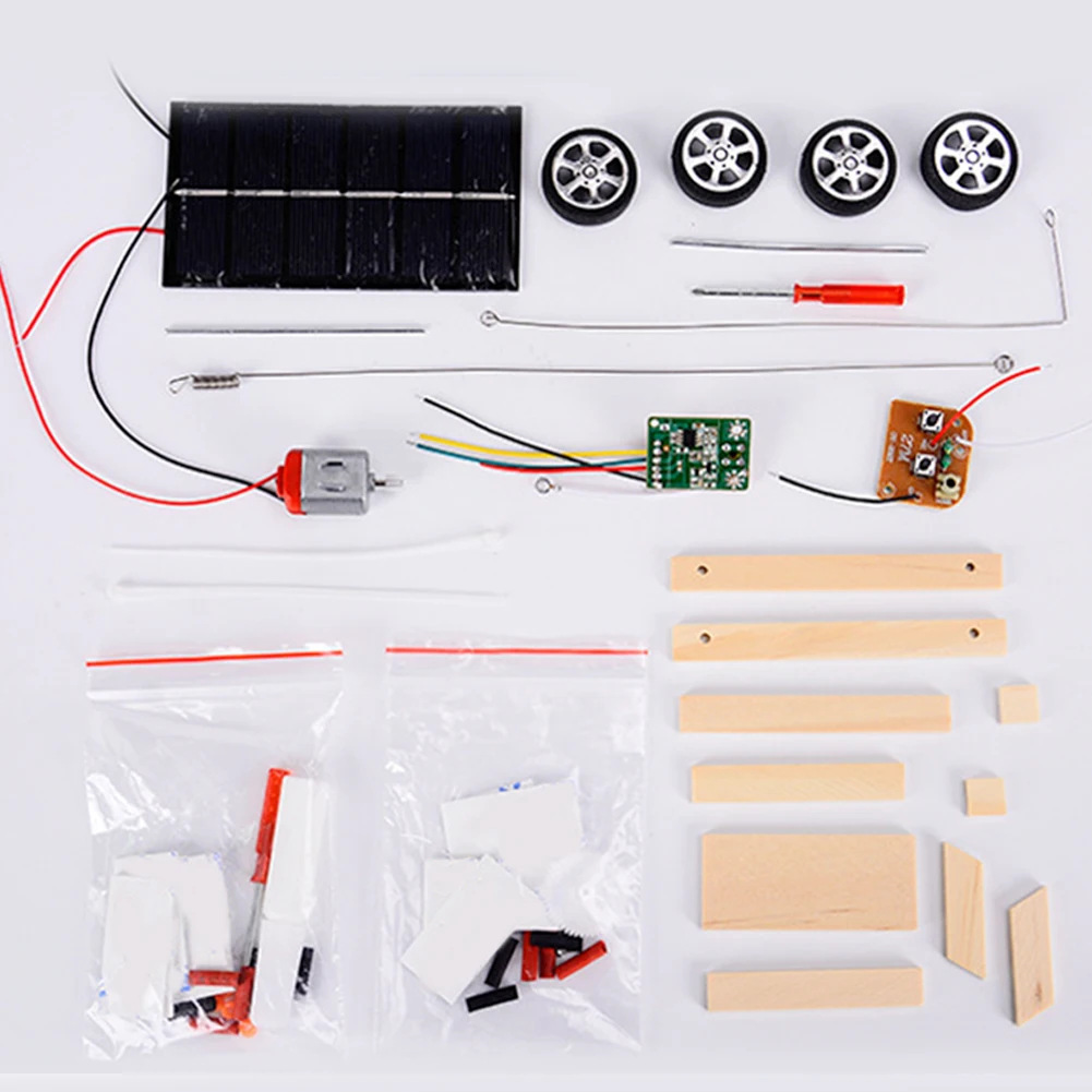 

Intelligence RC Car Funny Wooden Wireless Vehicle Mini DIY Assembly Scientific Experiment Solar Powered Educational Toy Model