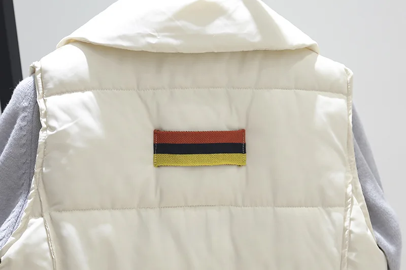 9389586950_1855766486