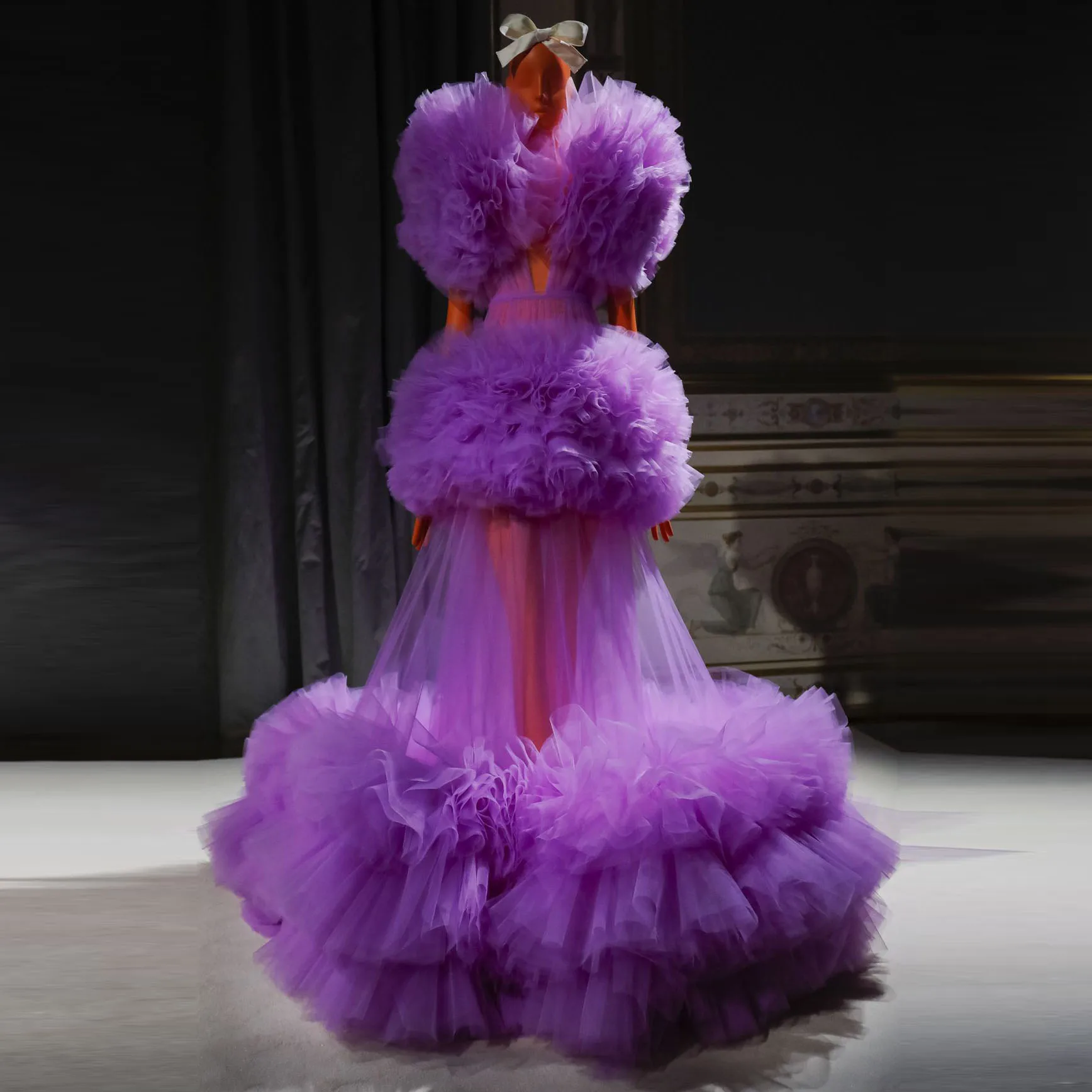 

Unique Design Lavender Mermaid Tulle Prom Gowns Ruffles Tiered See Thru Women Formal Party Dresses Short Sleeves