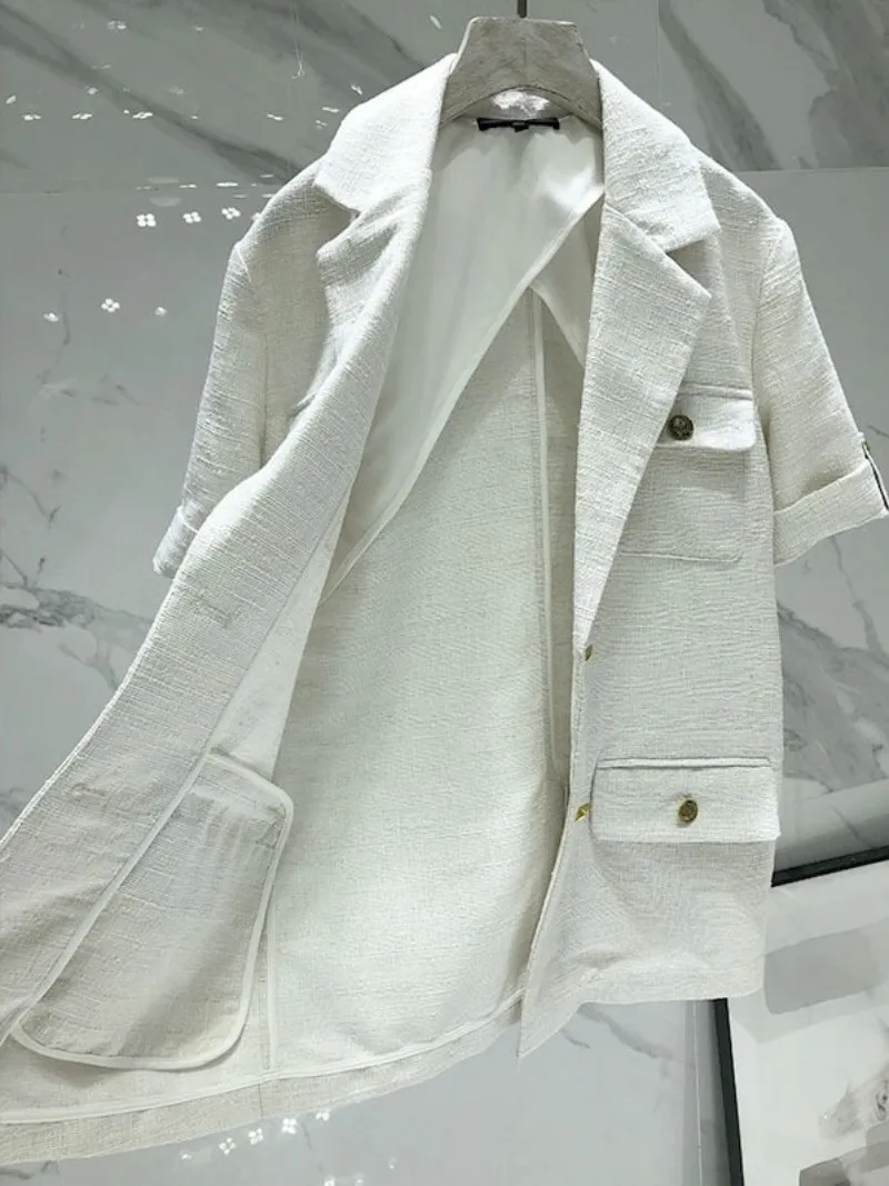 conew_11202039114_12825571_conew1