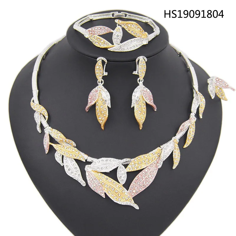 

Yulaili Latest Design Dubai Gold Jewelry Sets for Women Normal Zircon Necklace Earrings Bracelet Ring Bridal Wedding Jewellery