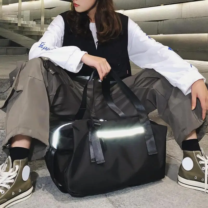 Unisex Nylon Casual Handbag High-quality Reflective Stripe Durable Large Capacity Outdoor Travel Shoulder Crossbody Bag