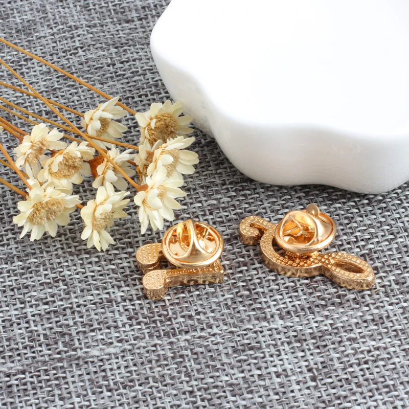 HTB1XyCAezgy_uJjSZTEq6AYkFXam