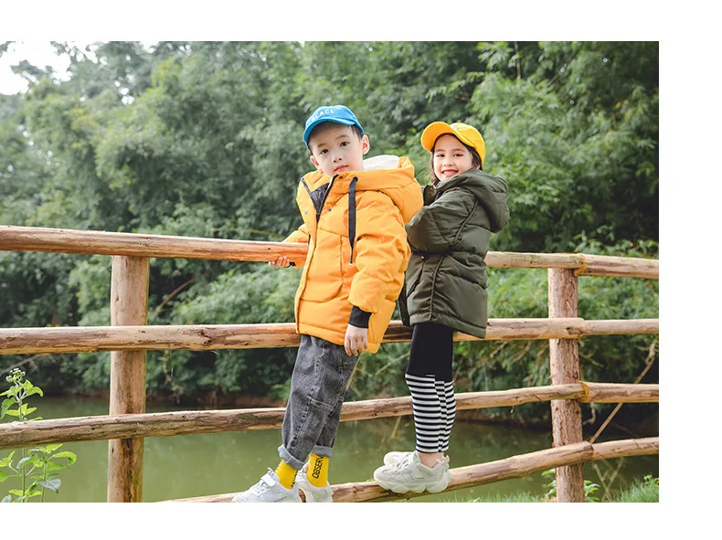 11592789369_760768517