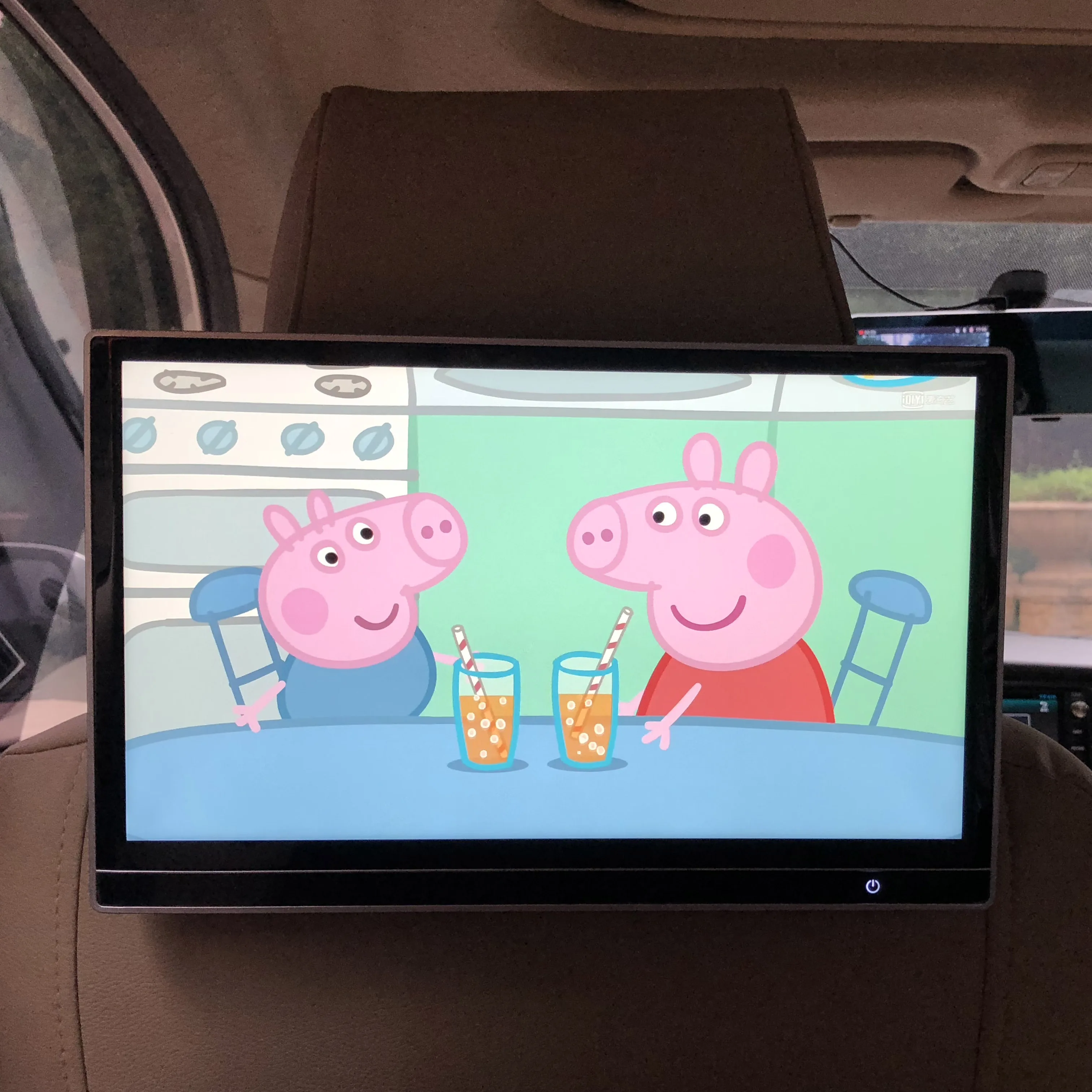 12 5 дюймовый HD экран 8 ядер 2G RAM + 16G ROM 4K супер четкий видео плеер для новой Audi Q2 Android 9
