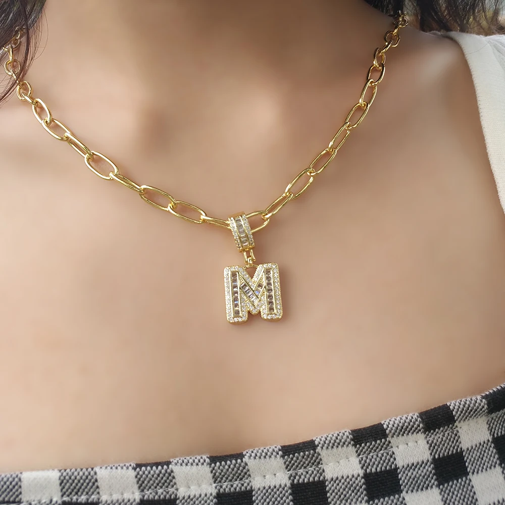 Bubble Letter Pendant Necklace collar 