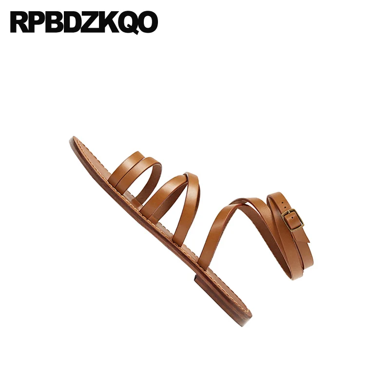 Женские сандалии гладиаторы на ремешке коричневые черные римские повседневные с