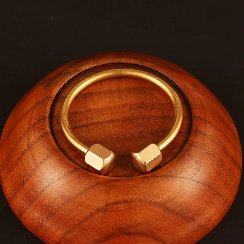 key holder brass (9)