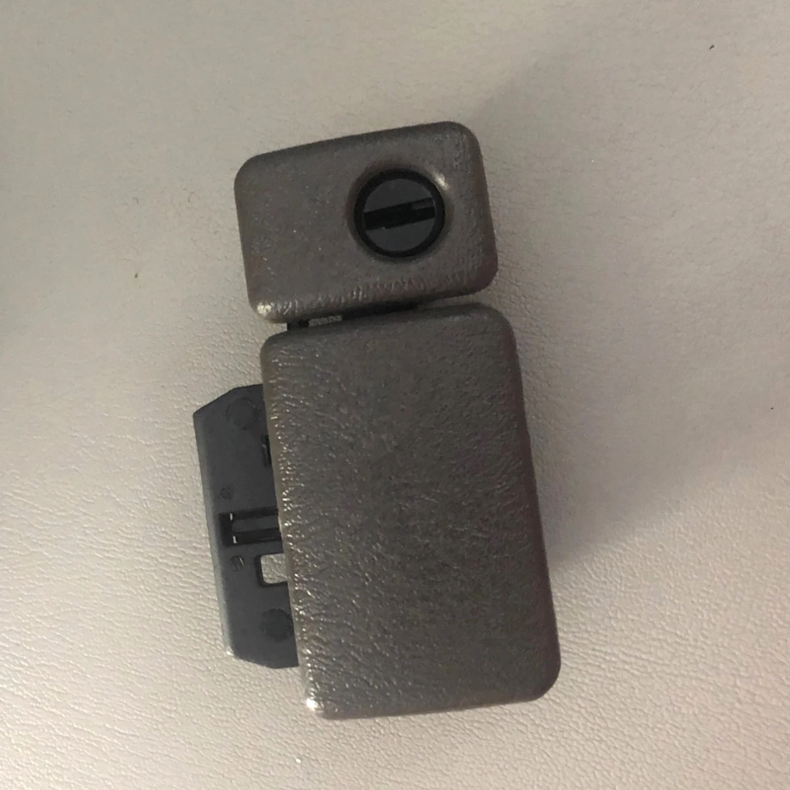 Gray Car Glove Box Lock Latch Handle Fit For Suzuki Jimny Vitara Grand Vitara Automobiles Replacement Interior Parts Accessories glove box lid