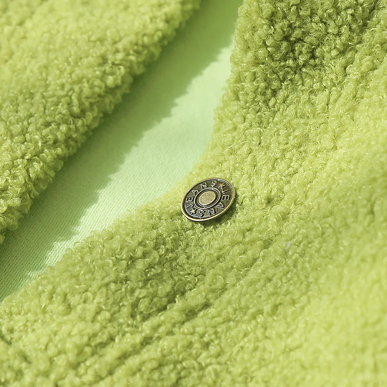 12193453351_21688717