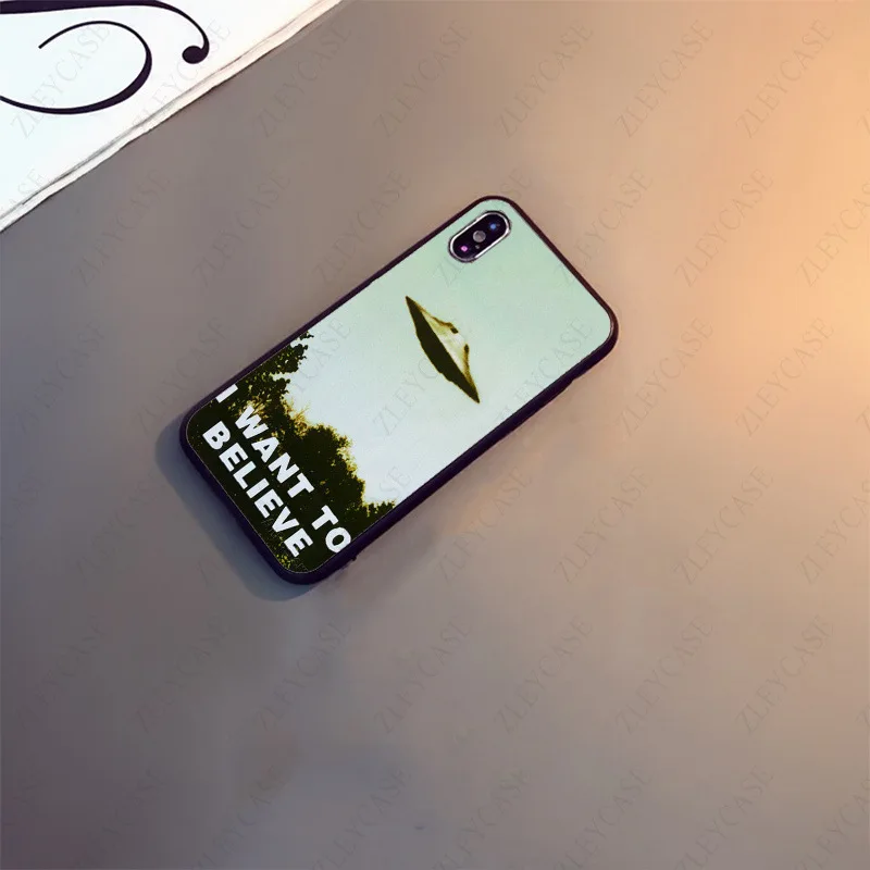 The X-Files Alien UFO retro Poster Retro Kraft