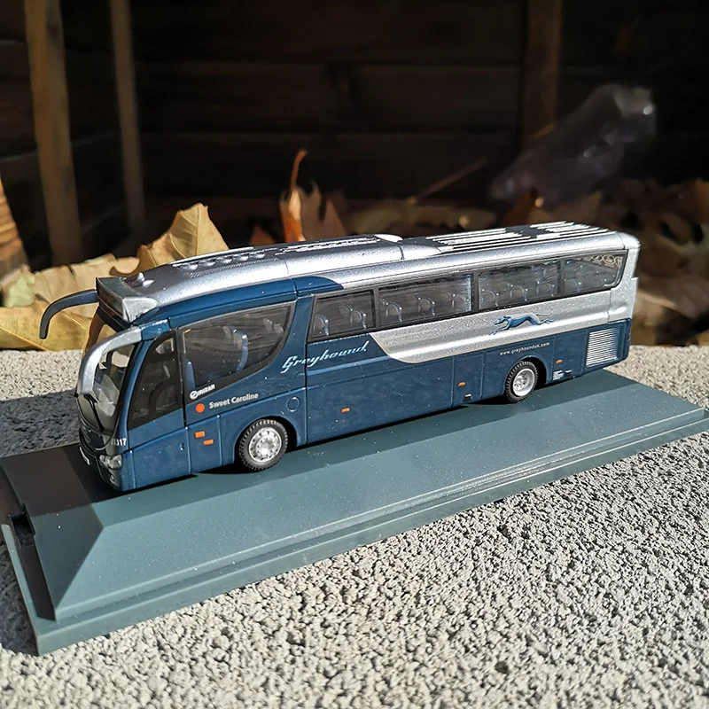 

1:76 scale Stegna CORGI IRIZAR sightseeing bus Greyhound Bus Lines toy model alloy die-casting model collection indoor display