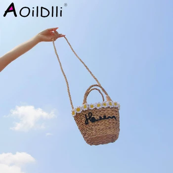 

2020 INS Flower straw bag hand-woven bag hoist grass hand bag shoulder bag