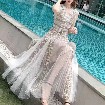 

High Quality European Vintage Embroidery Dresses Flower Hollow Out Luxury Dress Casual Dress Lady