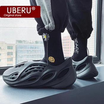 

2020men's sandals and slippers Crocs sandals summer hole shoes rubber EVA neutral garden shoes black Roman couple beach slippers
