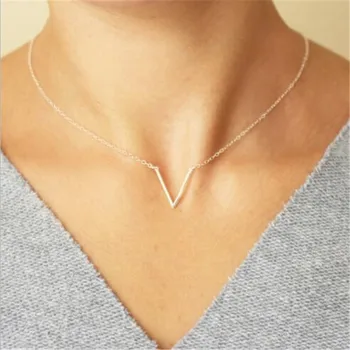 

WKOUD Simple V Letter shape Choker Necklace vintage Korean Style Hollow collana Kolye Bijoux Collares Mujer gargantilha Collier