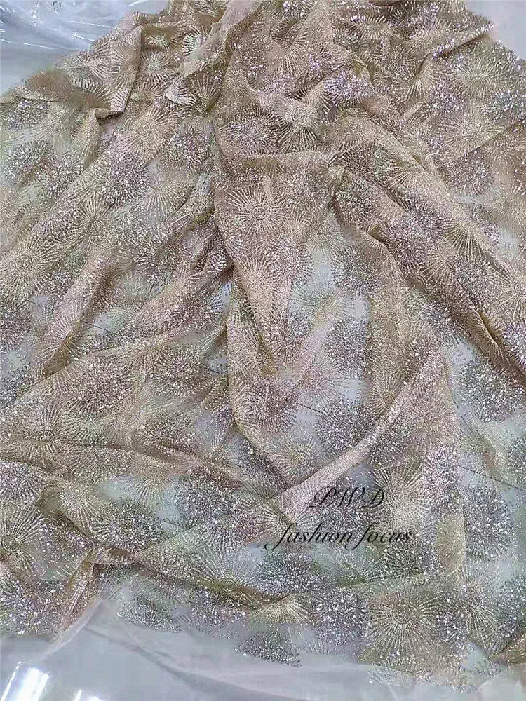 Skup 1 stocznia szwajcarski materiał koronki na gorąco klejona brokatowa afrykańska tkanina na wieczorową sukienkę sucha tkanina koronkowa z siateczki cekinowy materiał