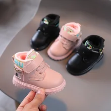 Criança meninas moda botas de inverno do bebê meninos bolso preto crianças martin botas crianças com decoração metal unisex tênis casuais quente