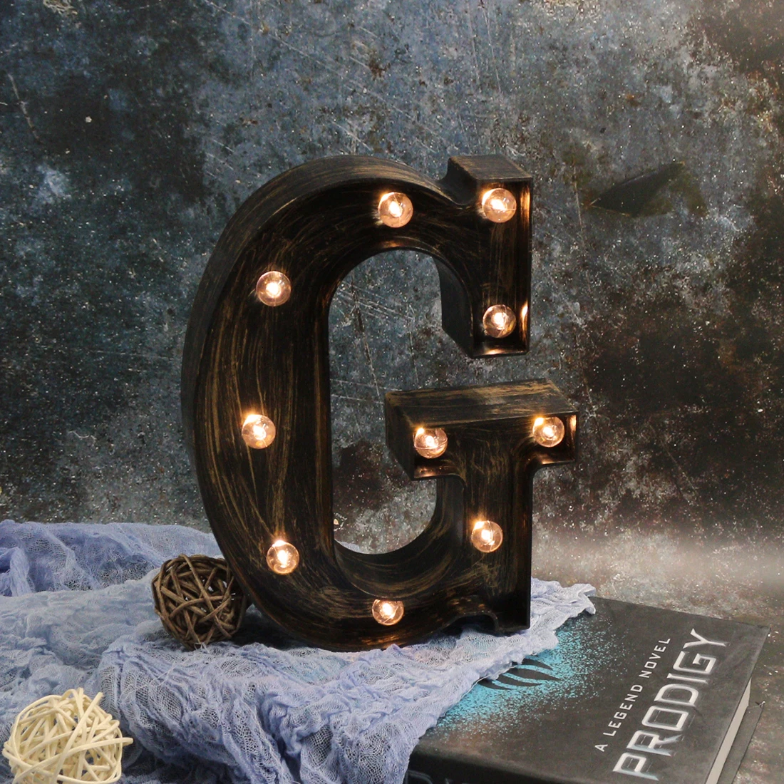 Lampe murale Veilleuse Lettre M