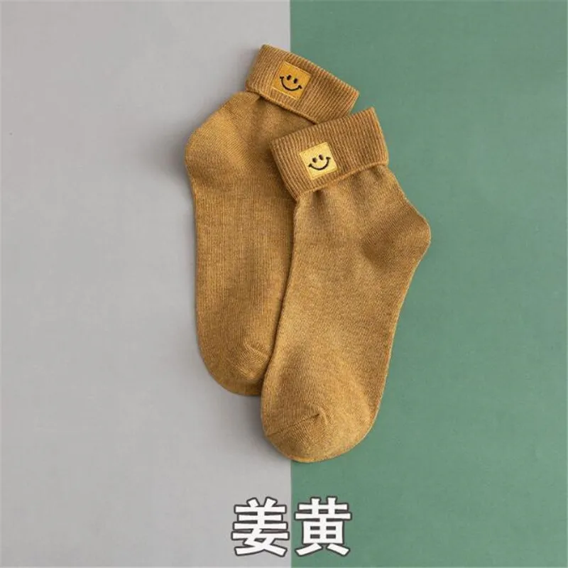 New Socks Winter Autumn Embroidery Square Face Cotton Women's Socks Funny Lovely Smile Face Socks Autumn Fashion Cartoon Socks - Цвет: 4