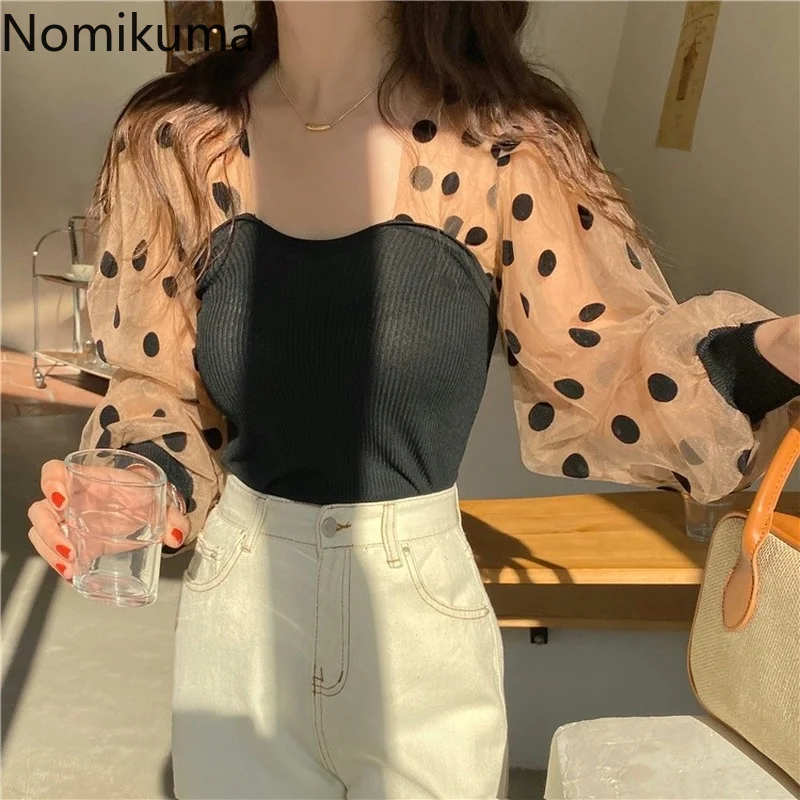 Nomikuma Сетчатая футболка в горошек с пышными рукавами стиле пэчворк Новое