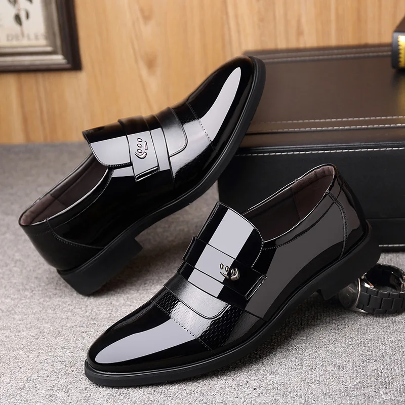 Height increasing 6CM Pointed Toe Formal Men Dress Shoes Patent Leather Wedding Shoes for Men Elegant Black Leather Shoe