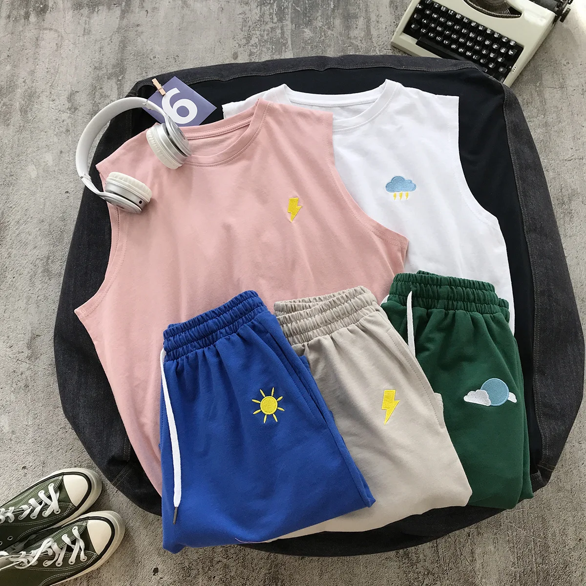 

New Style Set Beach-Style Teenager Embroidery Hong Kong Style Summer Loose-Fit Couples Casual Shorts T-shirt Two-Piece Set