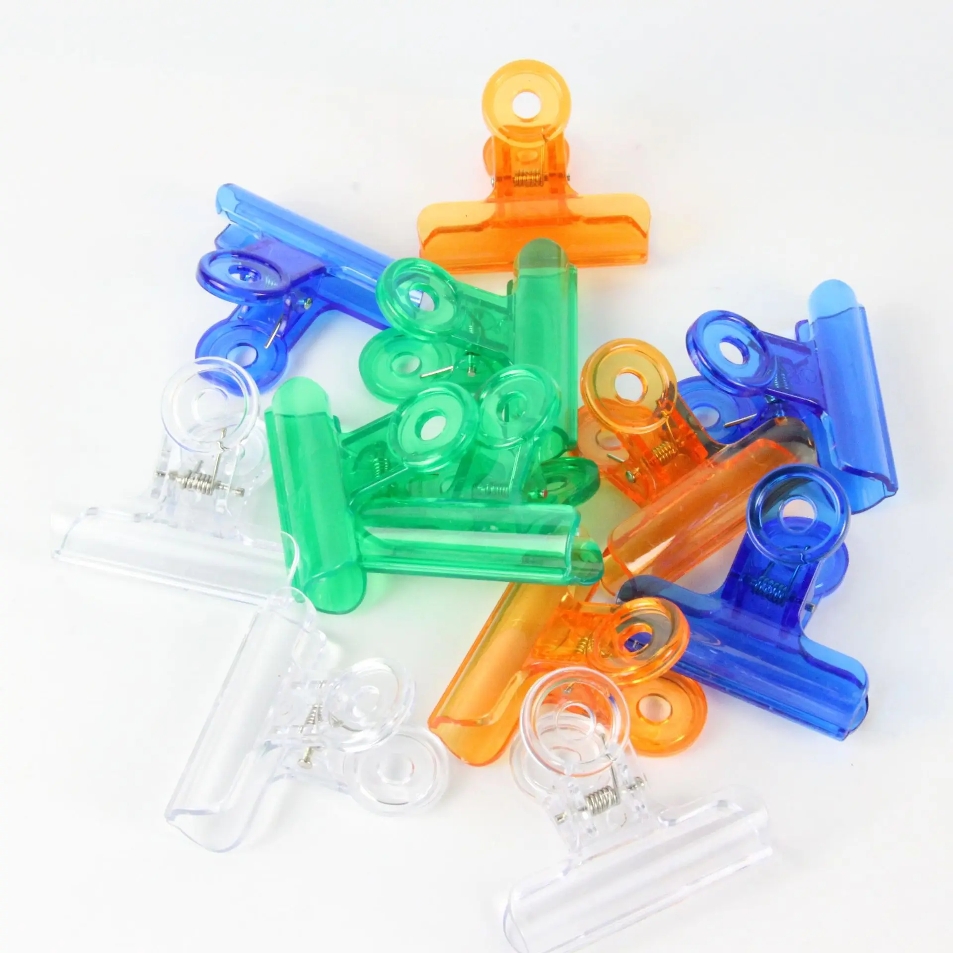 

Manufacturers Supply High Quality Environmentally Friendly 31 Size Plastic Clip Color Transparent Clip Office Stationery Ticket