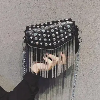 

Women Luxury Brand Rivet Crossbody Bag For Girls 2020 Classic Chain Plaid Flap Messenger Bag Black Leather Handbag Tassel Clutch