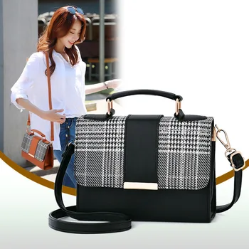 

2019 Korean version of the simple and simple square package Trend single shoulder messenger bag mingshuo 20X8X15cm