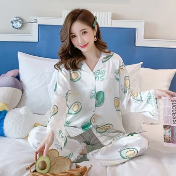 

LEOSOXS Ladies Pajamas Set Silk Cartoon Avocado Printed 2Pcs Turn-down Neck Shirt+Pants Comfort Fresh And Nature Women