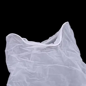 

50Pcs/Box Nitrile Disposable Gloves for Kids Adult for Cleaning/ Hairdressing 63HC