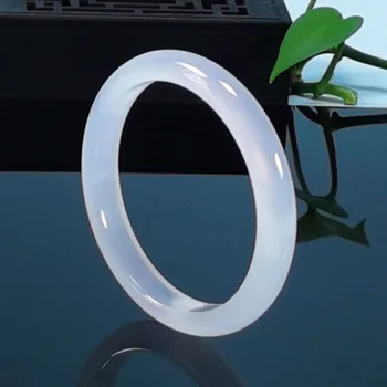 

Zheru Jewelry Natural Agate Chalcedony White 54-62mm Bracelet Elegant Princess Jewelry Gift for Mother to Girlfriend