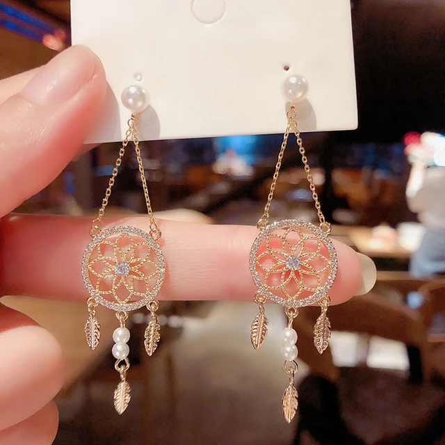 Fancy Hollow Dream Catcher Leaf Feather Shiny Crystals Drop Dangle Earrings For Women Party Jewelry Korean Hanging CZ Earrings Pearl