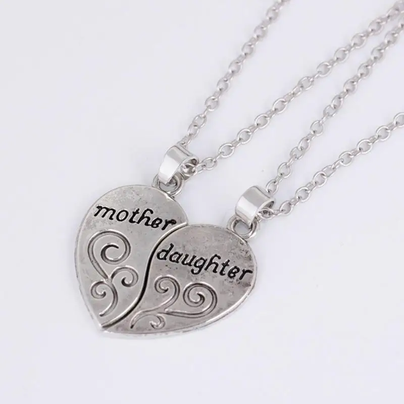 

Fashion Mother Daughter Pendant Necklace Love Lettering Choker Statement Jewelry Exquisite Workmanship Simple Atmosphere