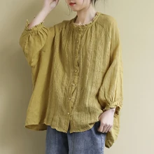 

Johnature Vintage Lace Shirts Women Cotton Linen Blouses Bat Sleeve Button 2021 Spring New Women Clothing Casual Shirt