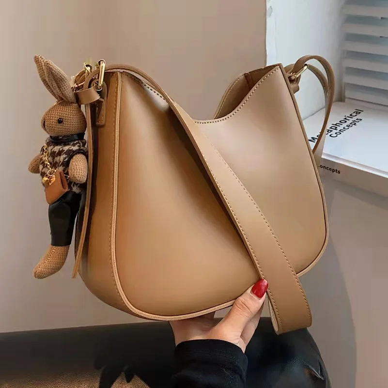 

2021 new fashion shoulder bag popular texture tote bag retro messenger lady underarm bag