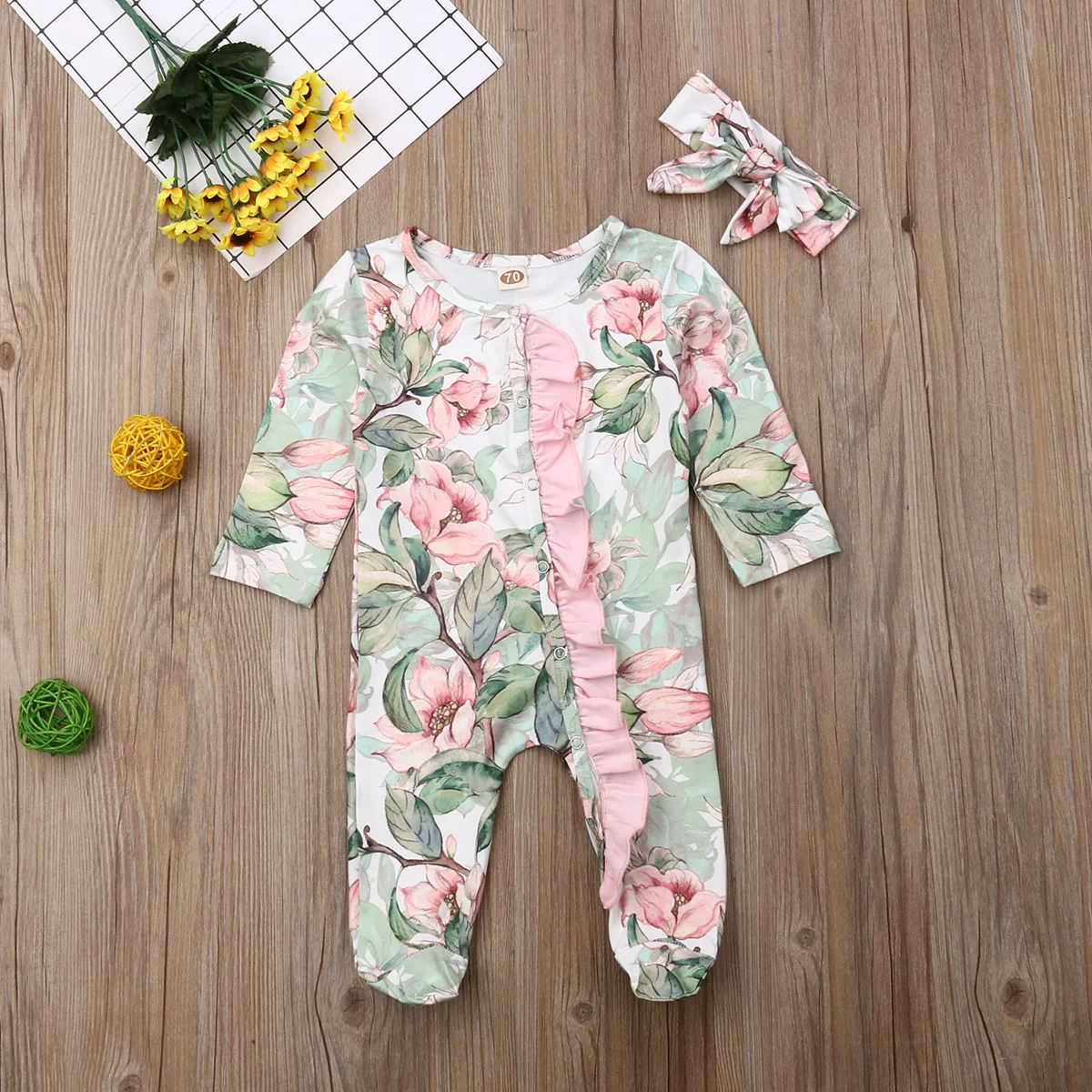 Спортивный комбинезон в горошек с цветочным принтом для новорожденных и маленьких девочек; комплект осенней одежды - Цвет: Белый