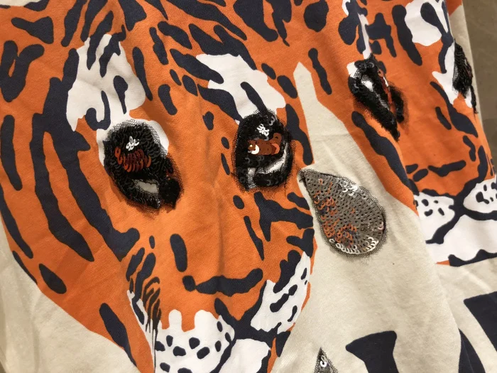 Новая футболка женская хлопковая Футболка с принтом тигра и пайетками Футболка с нашивками Лето с коротким рукавом женский хлопковый топ