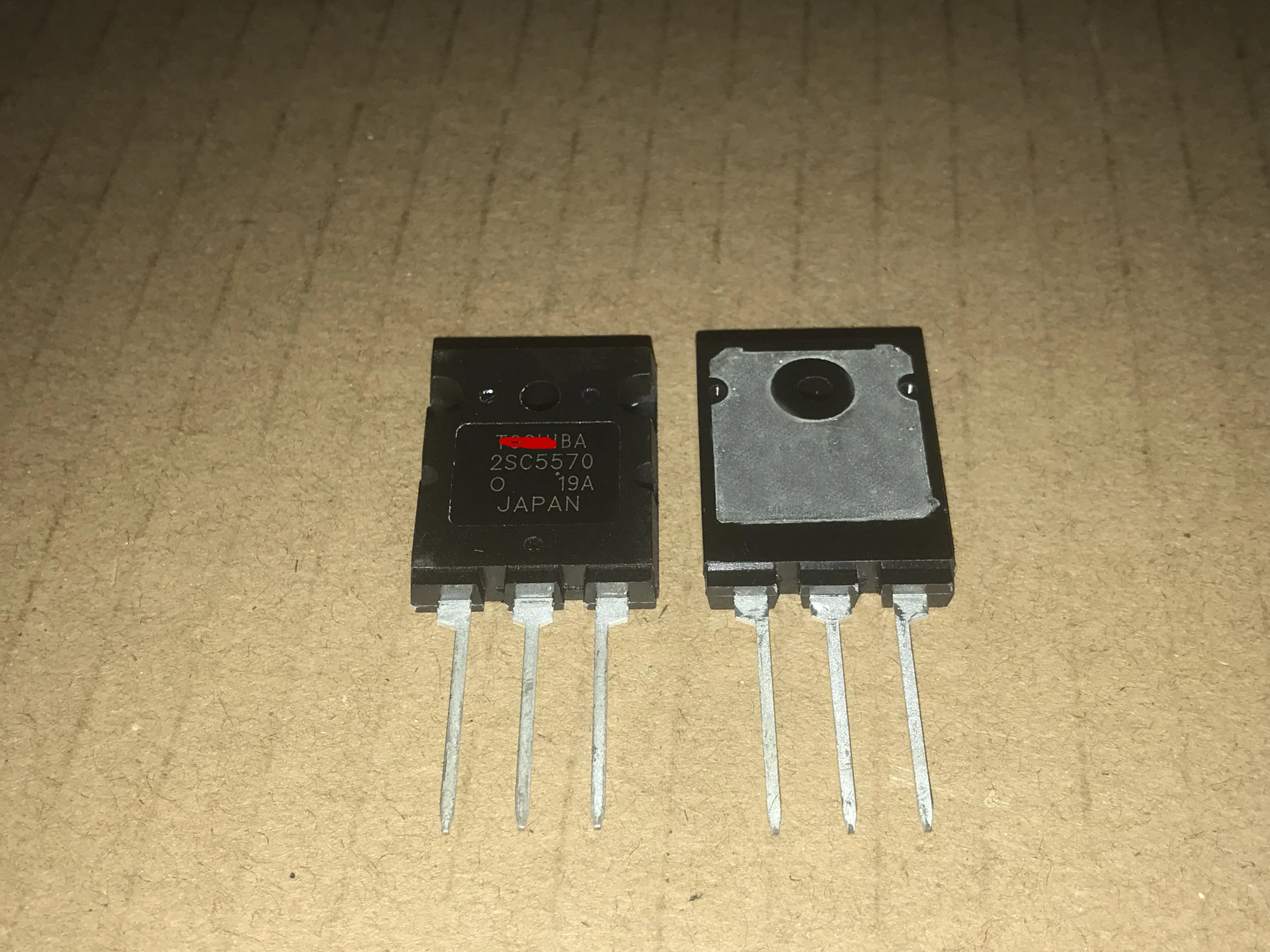 

2SC5570 C5570 new imported original