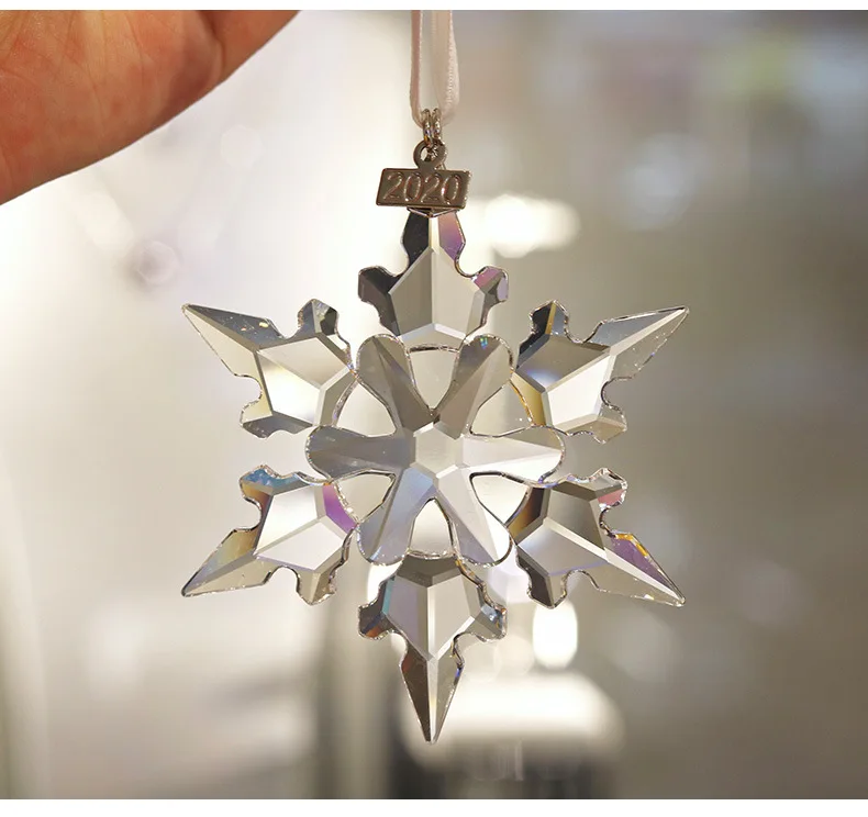 2020 Crystal Snowflake Car Pendant Glass Snowflakes Decor Suspension Ornaments Sun Catcher Shining Star Hanging Trim Xmas Gifts